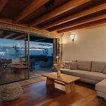Villa Real Life Homes Pyrgos (Elis)
