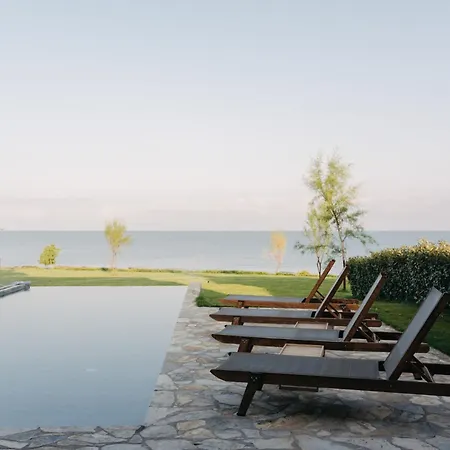 Real Life Homes Luxurious Seafront Each With Their Own Private Pools *