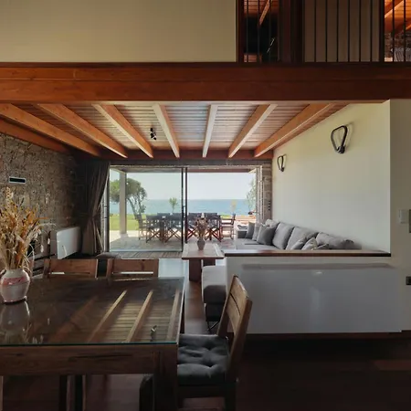 Real Life Homes Luxurious Seafront Each With Their Own Private Pools Villa