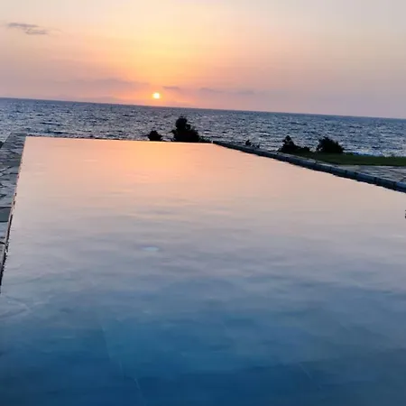 Βίλα Real Life Homes Luxurious Seafront Each With Their Own Private Pools Κορακοχώρι