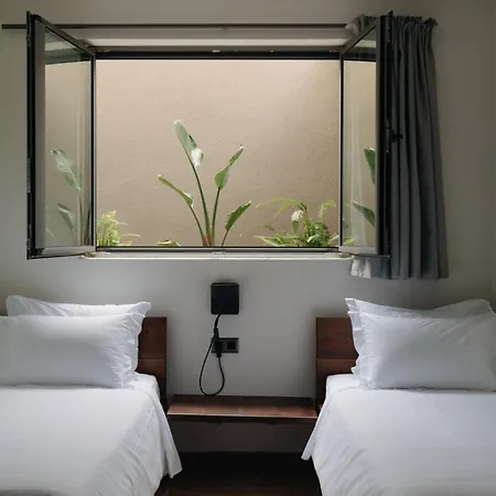 Real Life Homes Luxurious Seafront Each With Their Own Private Pools *