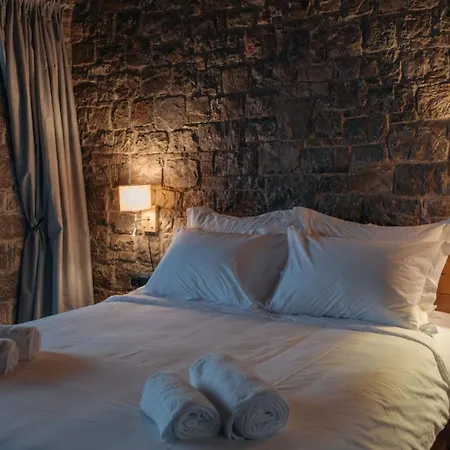 Real Life Homes Luxurious Seafront Each With Their Own Private Pools * Korakokhórion