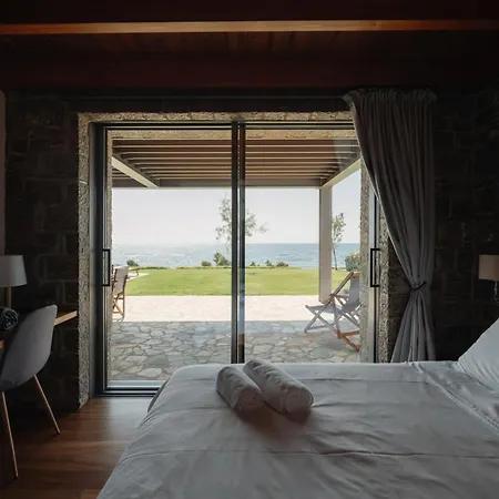 Real Life Homes Luxurious Seafront Each With Their Own Private Pools Βίλα Κορακοχώρι