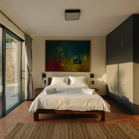 Real Life Homes Luxurious Seafront Each With Their Own Private Pools Villa