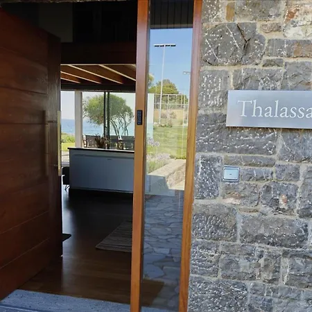 Βίλα Real Life Homes Luxurious Seafront Each With Their Own Private Pools *