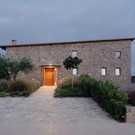 Real Life Homes Luxurious Seafront Each With Their Own Private Pools Βίλα