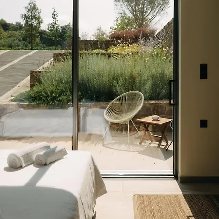 Real Life Homes Luxurious Seafront Each With Their Own Private Pools * Korakokhórion