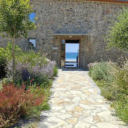 Real Life Homes Luxurious Seafront Each With Their Own Private Pools Korakokhórion