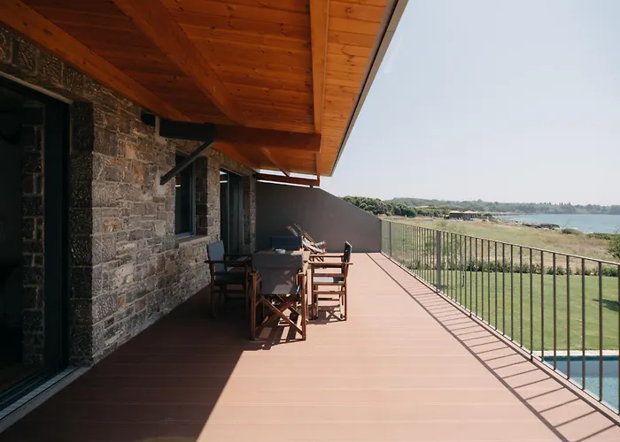 Real Life Homes Villa *