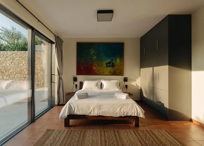 Real Life Homes Villa