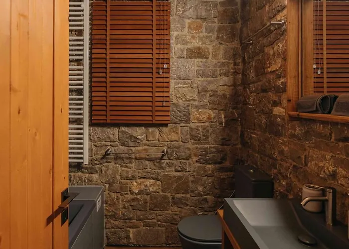 Real Life Homes Villa *