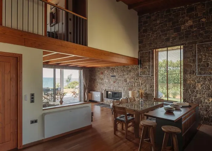 Villa Real Life Homes