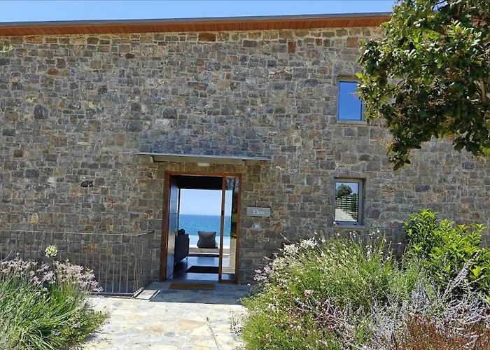 Villa Real Life Homes Pírgos